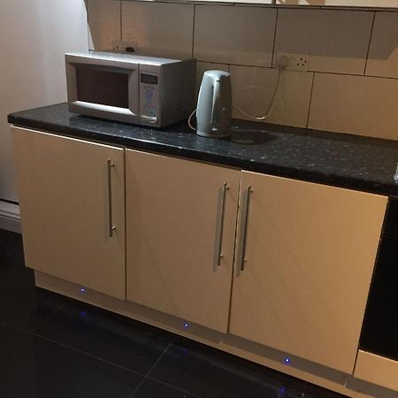 Devons Unique Short Stay London Eksteriør billede